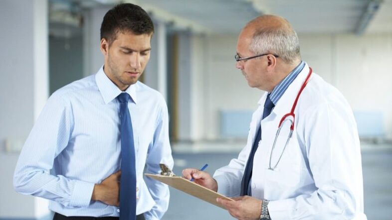 consultation avec un médecin pour les symptômes de la prostatite